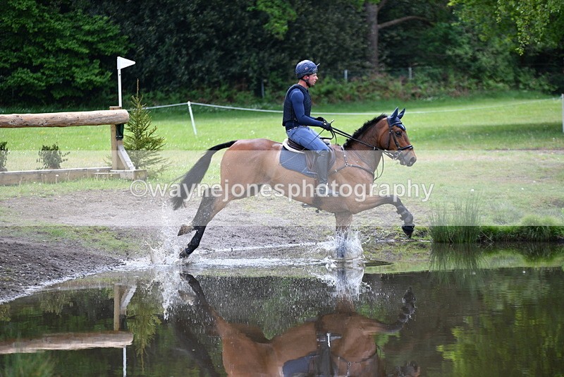 WJ5_5113 - Time 12:04 to 13:05