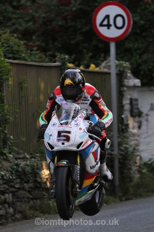 Bruce Anstey Honda / Valvoline Racing by Padgetts Motoc - Friday Practice - Solos