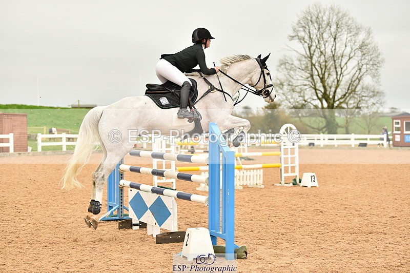 231122A-135140-00536 - Cls 5 Foxhunter & 1.20m Open