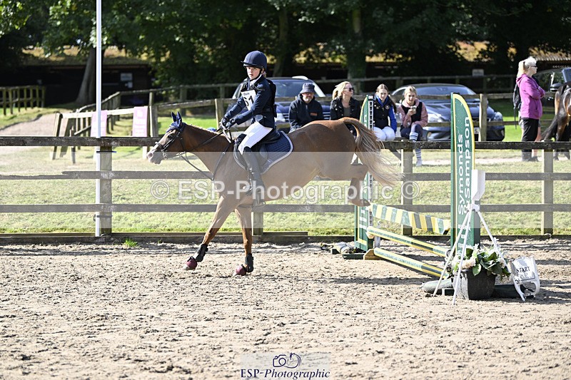 240823X-100415-15035 - 60cm R2 9.30 to 11.00