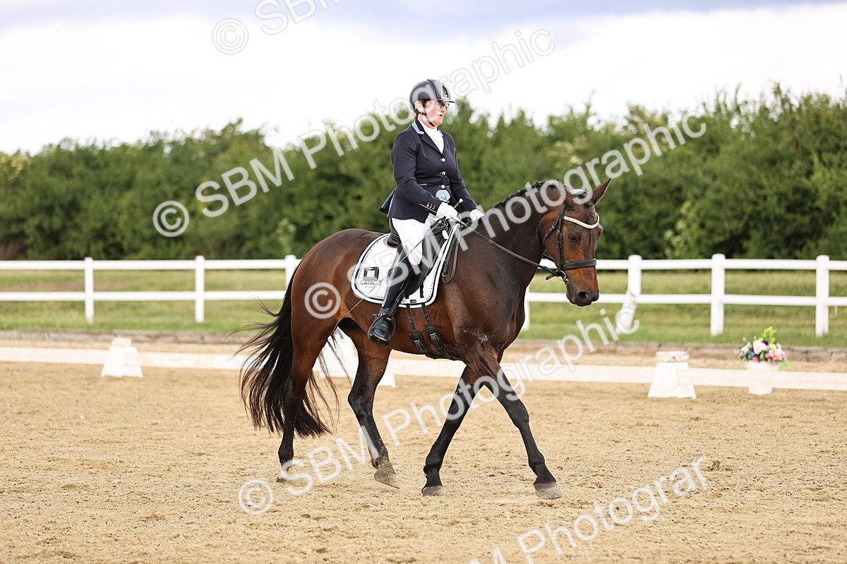 SBM_002013 - Class 2 - Novice 4 - 10.36-11.39