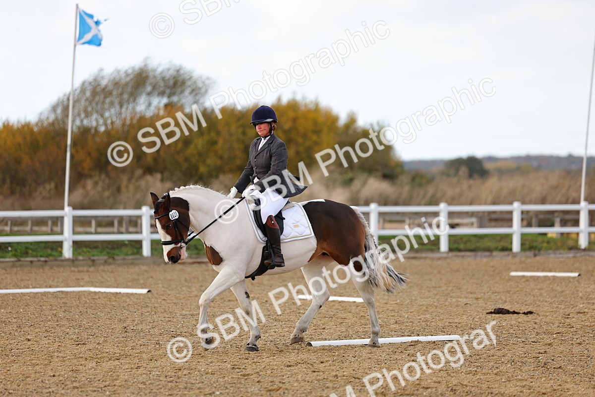 SBM_002647 - Class 8-11 - Novice 1-E1