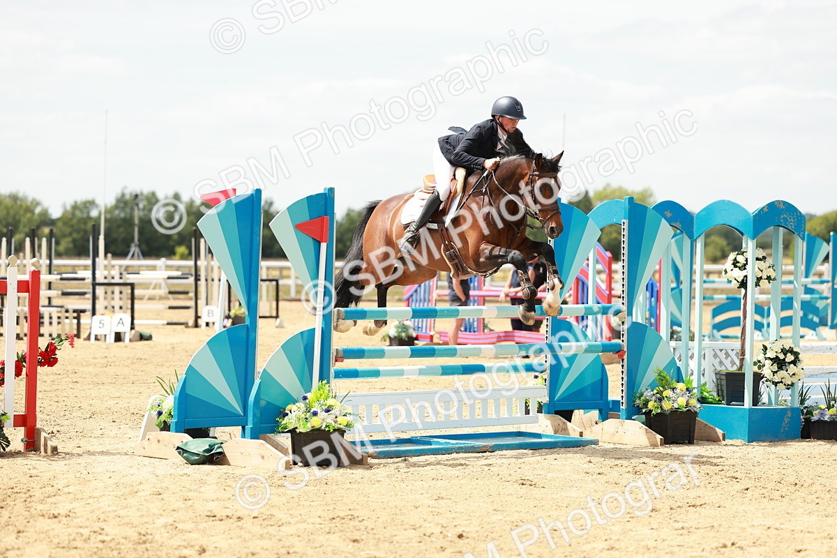 SBM_007661 - Class 3 - Senior Newcomers - 1.10m Open