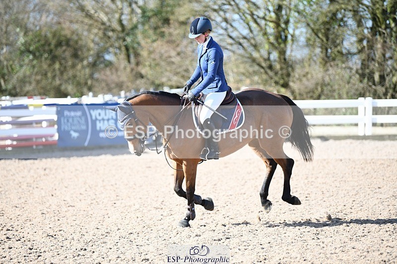 250330-102014-06070 - Cls 32 British Novice and 90cm