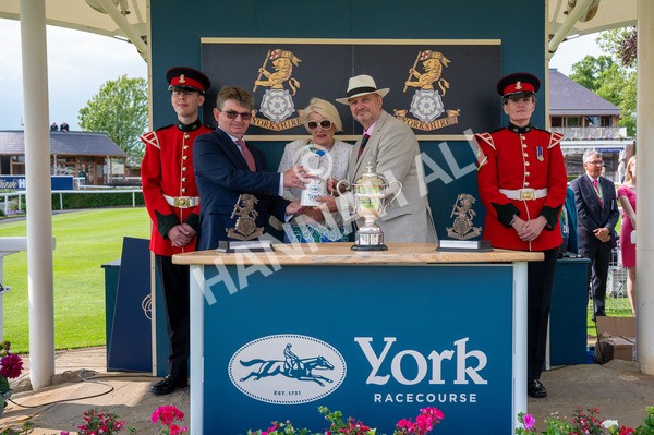 310525-Race 6-Dantes Lad-8045 - Race 6 4.25pm Royal Yorkshire Regiment Handicap