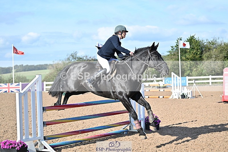241004A-104549-01345 - Fri 07 Snr Brit Nov & 90cm Open