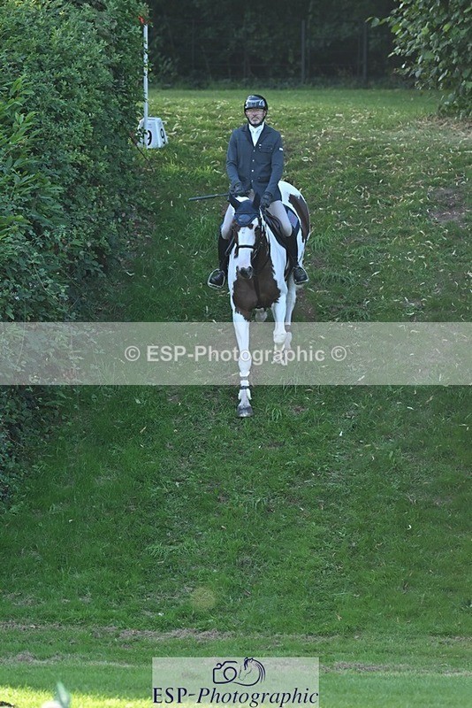 230909-175320-07831 - Cls 14 Snr 1m Derby