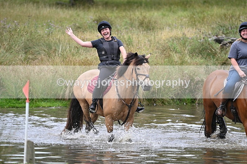 WJ7_2295 - Time at Water 11:14 to 11:36