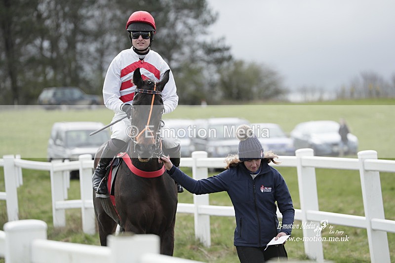 PtP 260323 0362 - New Forest Hounds Point-to-Point Larkhill 26/03/23