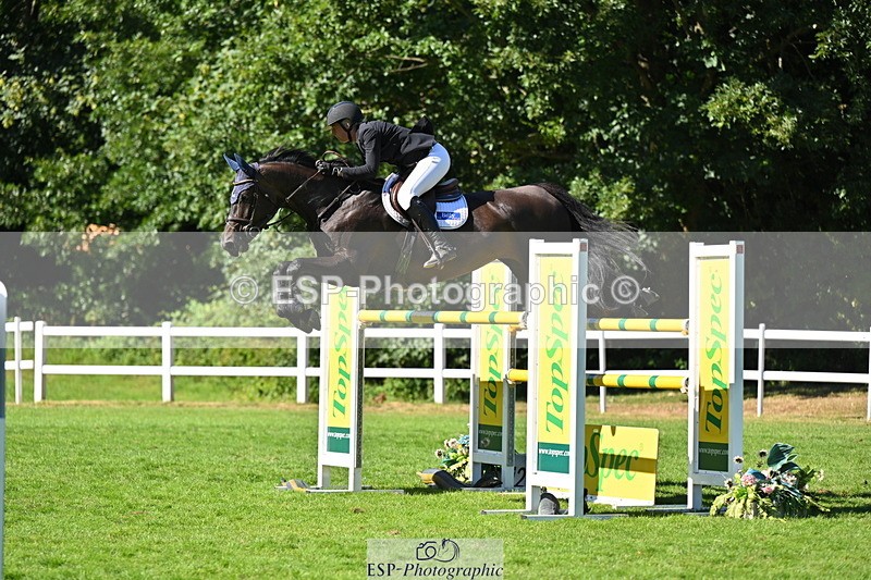 260704A-165134-16287 - Cls 33 Snr Fox Jump Off and Pres
