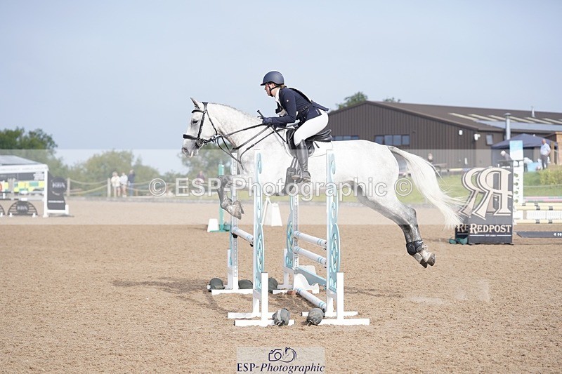 240831A-094908-00045 - 053-Lydia.Steele-FOLLYS.HERO