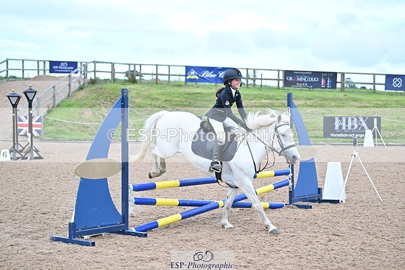 240813-171336-00412 - Classes 3A&B & 4 70cm