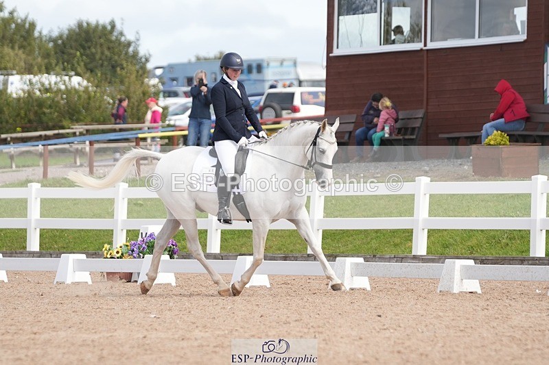 250906-130651-03516 - 065-Jessica.PerrySilver.Secret