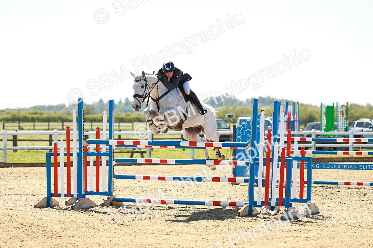 SBM_001536 - Class 5 - Senior Foxhunter - 1.20m