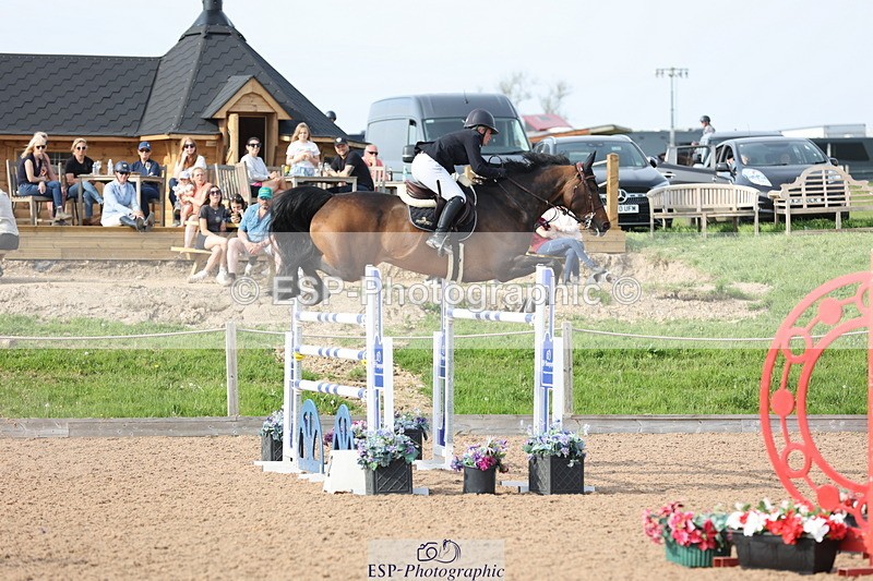 240511A-172541-15361 - Cls 38 National 1.40m Open