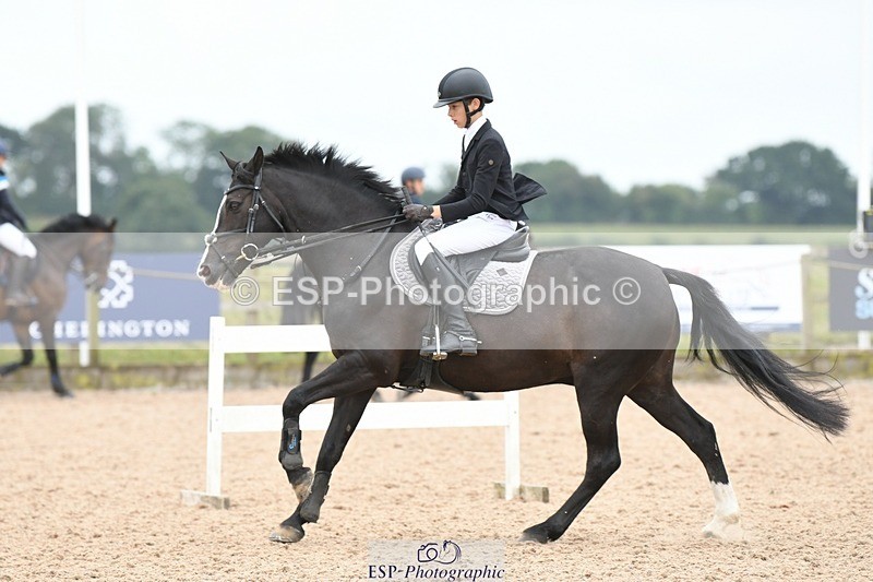 250807-111632-00554 - 90cm Round 1