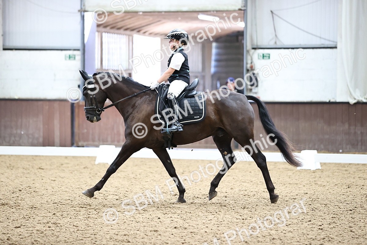 SBM_001470 - Novice 4 - 11.15-13.22