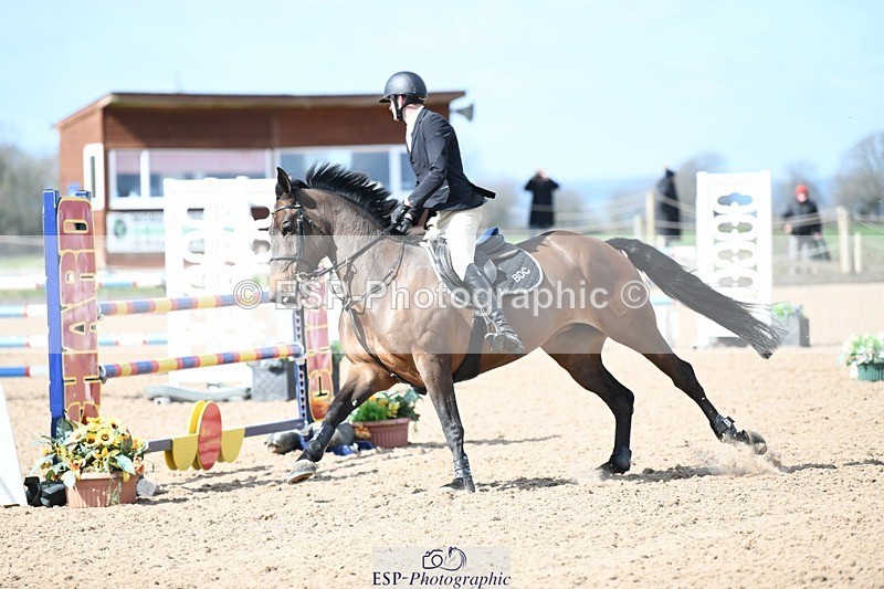 250328-114853-00884 - Cls 2 Snr Newcomers