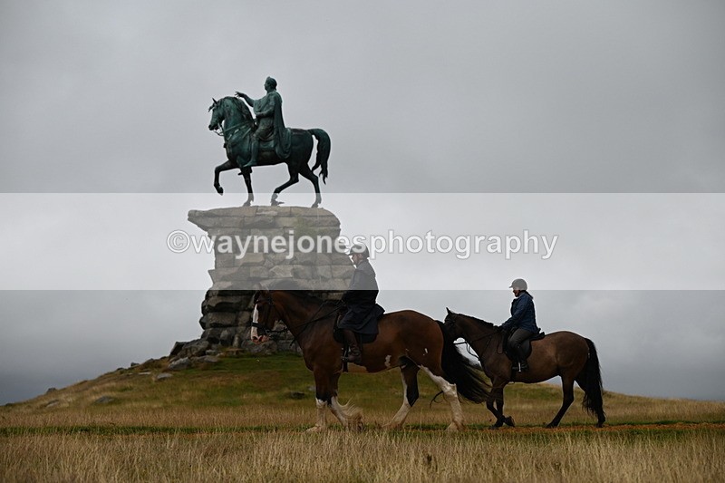 DSC_2021 - Time at Statue 12:13 to 12:32