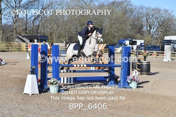 BPP_6406 - CLASS 10 SUN Newcomers/ 1m Open