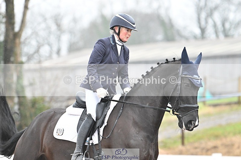 250215-135934-03976 - 228-Louise.Hutchinson-Shovern.Noire