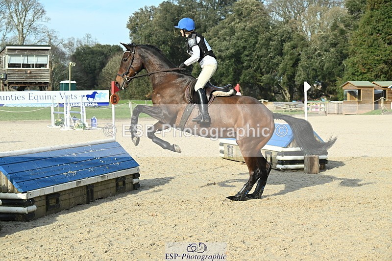 250309A-152950-02020 - Cls 03 90cm 15.05 to End