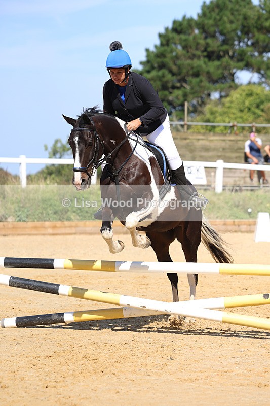 3E7A1163 - Class 7: 70cm Senior