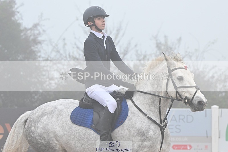 251115-114349-00267 - Cls 9 Pony Newcomers and 1m Open