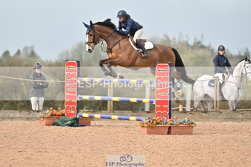 240315A-121044-00838 - Cls 3 Snr Foxhunter