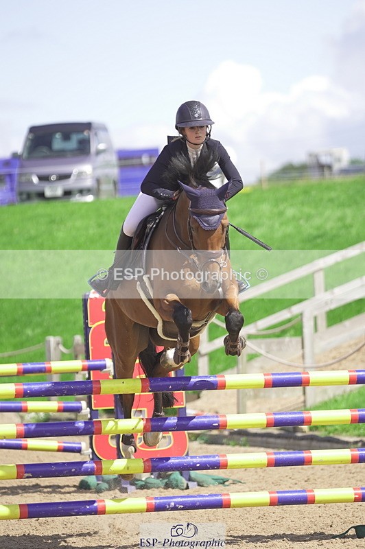 230806A-112954-01603 - Cls 13 Snr Newcomers & 1.10m Open