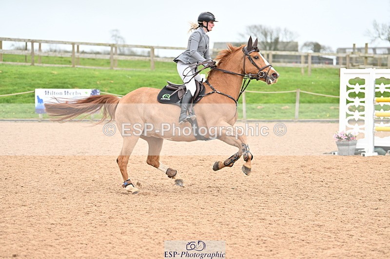 240405A-141413-01899 - Cls 5 National 1.30m Open