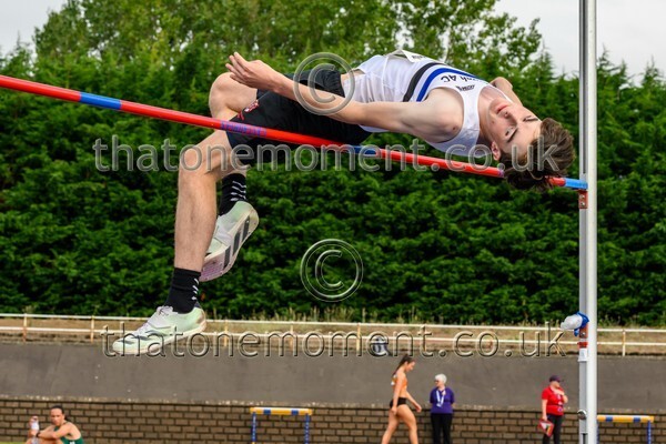 Sen25SUN-915395 - Field Male