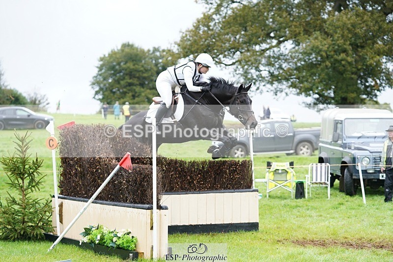 231021-113640-15553 - 671-KILCLOGHER.DAWSON-Lucy.Griffiths-SC+XC