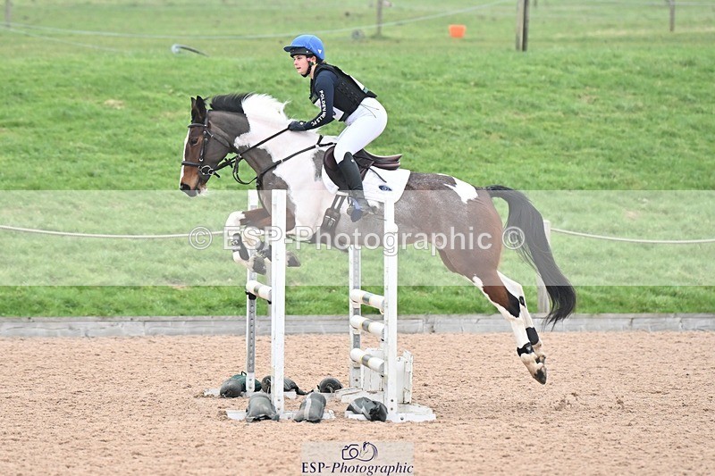 250118-134453-01301 - Cls 3A&B 90cm 13.20 to Coursewalk