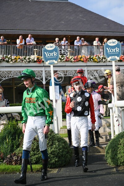 yr05092021r5-46 - Race 5 4.20pm Little Green Rascals Children's Nurseries Stakes