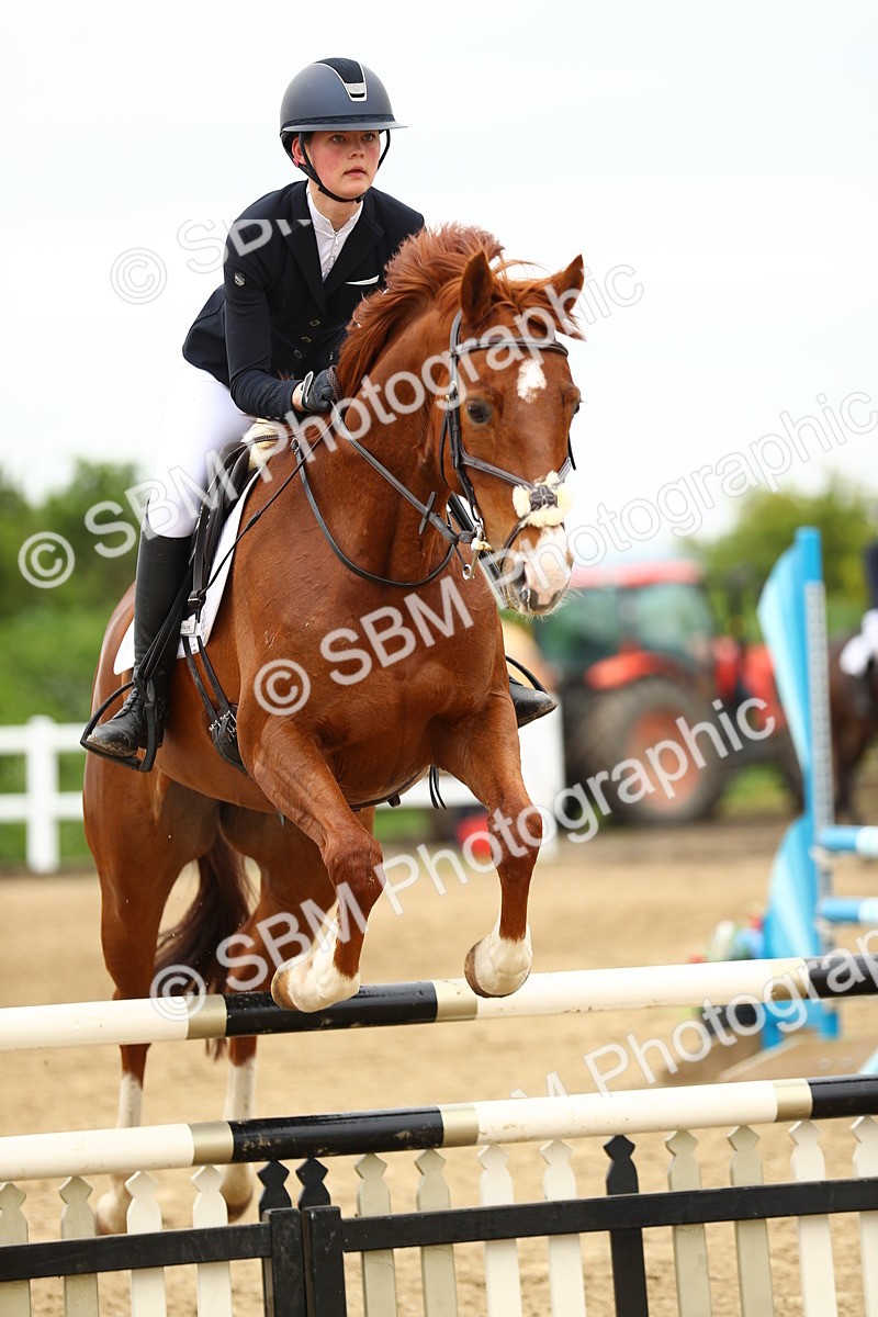 SBM_000548 - Class 2 - Senior British Novice 90cm