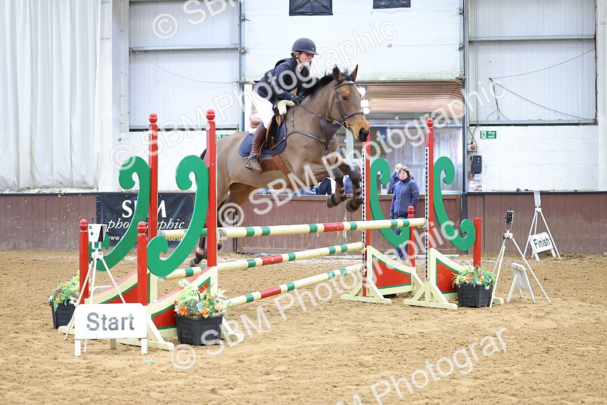 SBM_009897 - Class 21 - Nupafeed Supplements Senior Discovery/ 1m Open - First Round (1.00m)