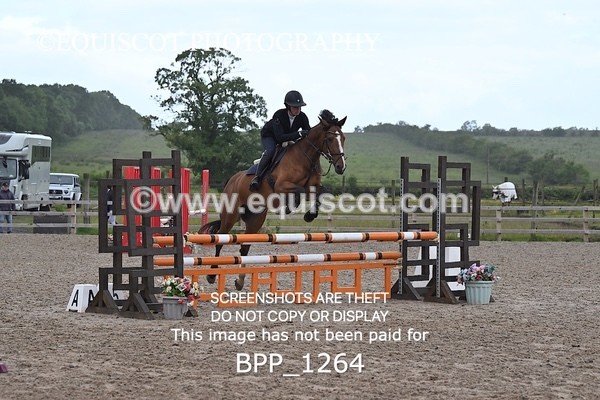 BPP_1264 - CLASS 10 SAT Senior BritiNovice/ 90cm Open