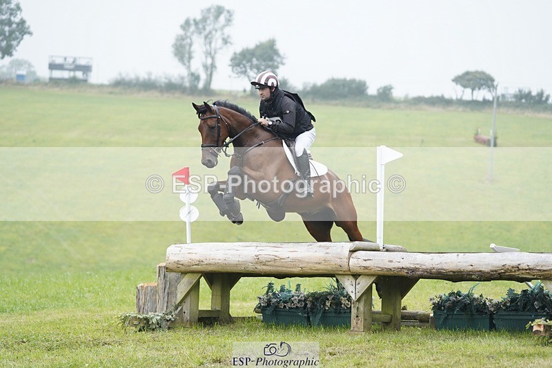 240901A-113750-07044 - 402-Rupert.Batting-COOMBELAND.ALBERTS.RUMOUR.II