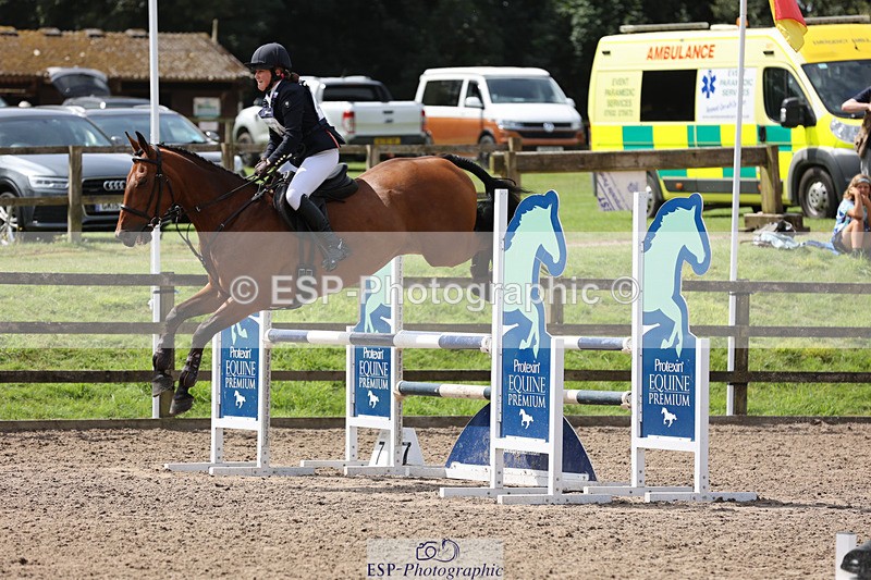 240804-120923-13025 - 464-Tichy_Sanders-SPARHANGER_VELVET