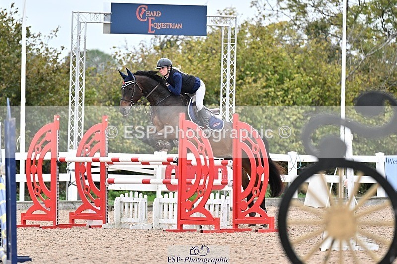 251015-152753-00899 - Cls 6 Foxhunter and 1.20m Open