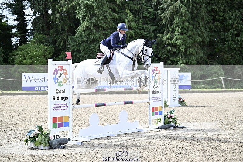 250525A-103405-15437 - A-065-Beatrice.Montgomerie-JAG.WOMANIZER.LADY