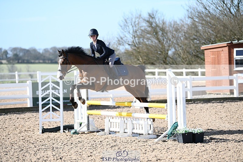 250330-103051-06141 - Cls 32 British Novice and 90cm