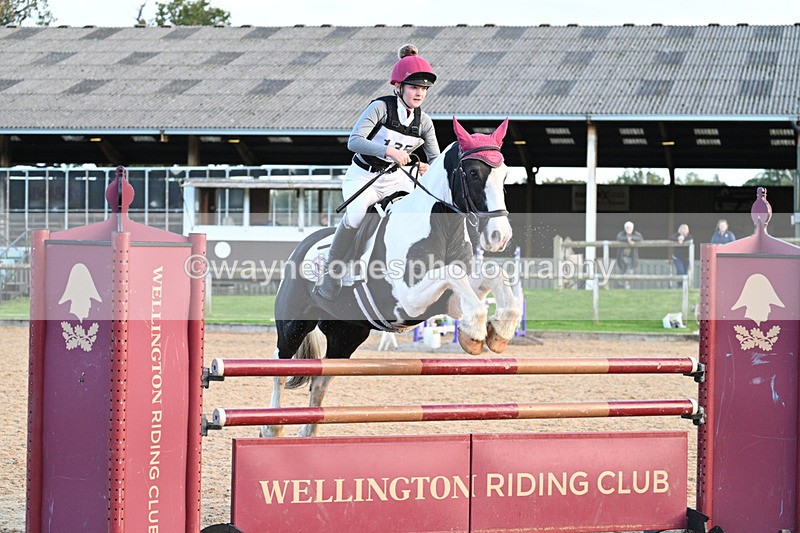 WJ7_7118 - Time 17:12 to 17:30