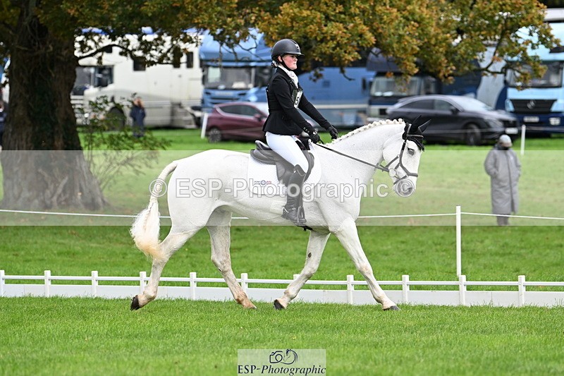 251023A-114203-03641 - G-515-Jessica.Saunders