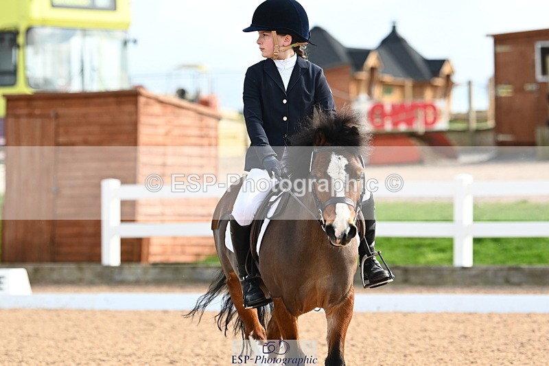 240323A-094411-01282 - DR Intro B