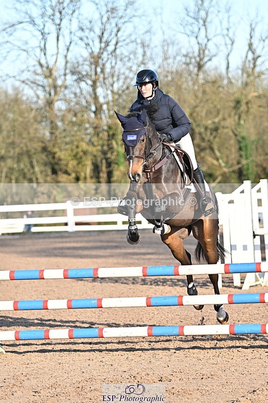 241113A-093219-00029 - Cls 01A&B Brit Nov & 90cm Open