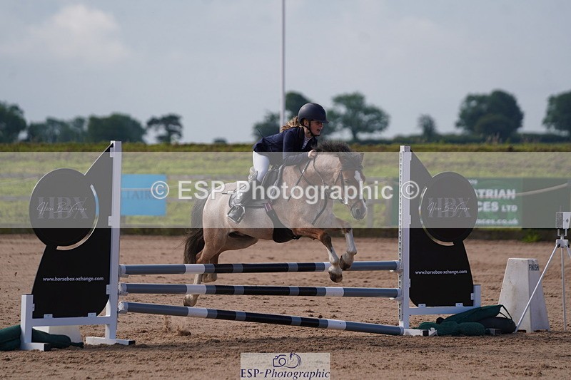 240713A-091320-00032 - Cls 2 70cm Open