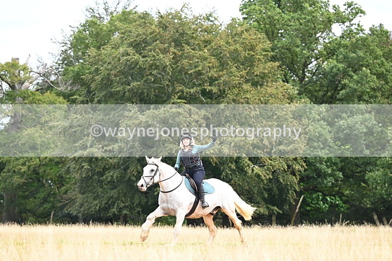 DSC_6930 - Time at Statue 12:45 to 13:15