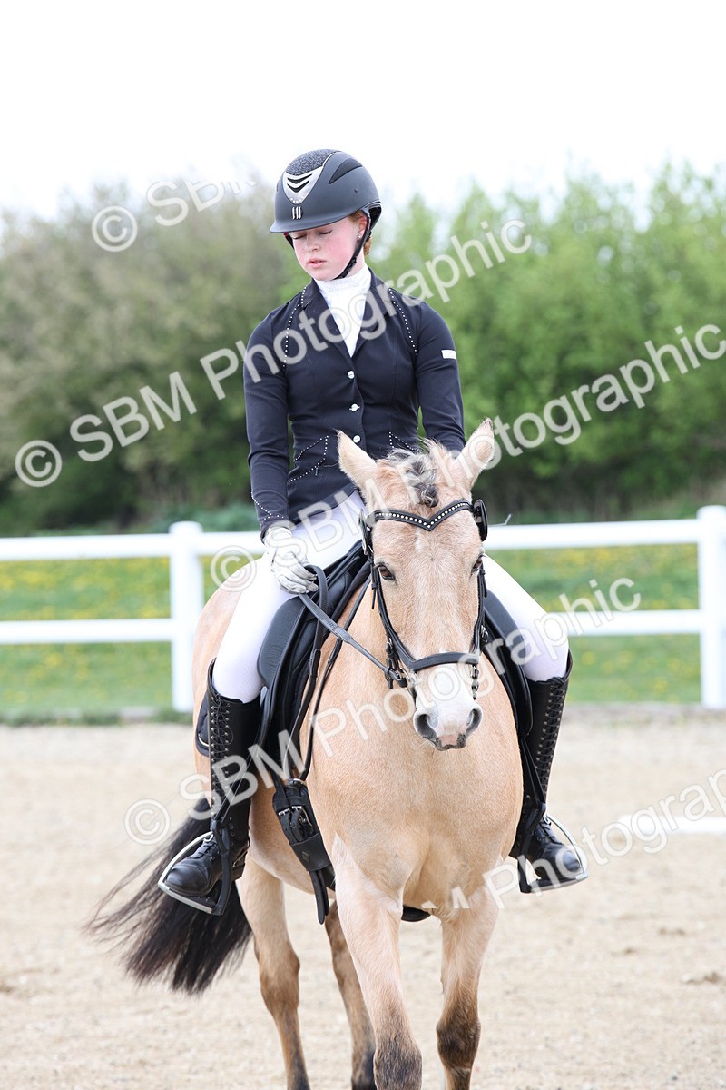 SBM_006383 - Class 1-3 - Intro 1 Lead Rein-Intro 4